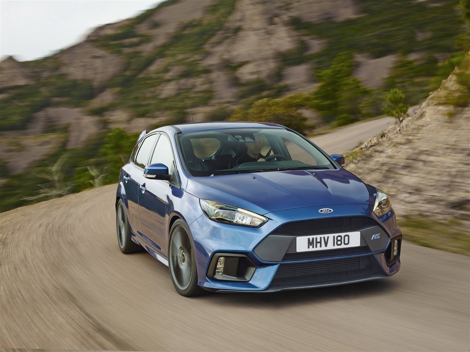 ford_focus_rs_18