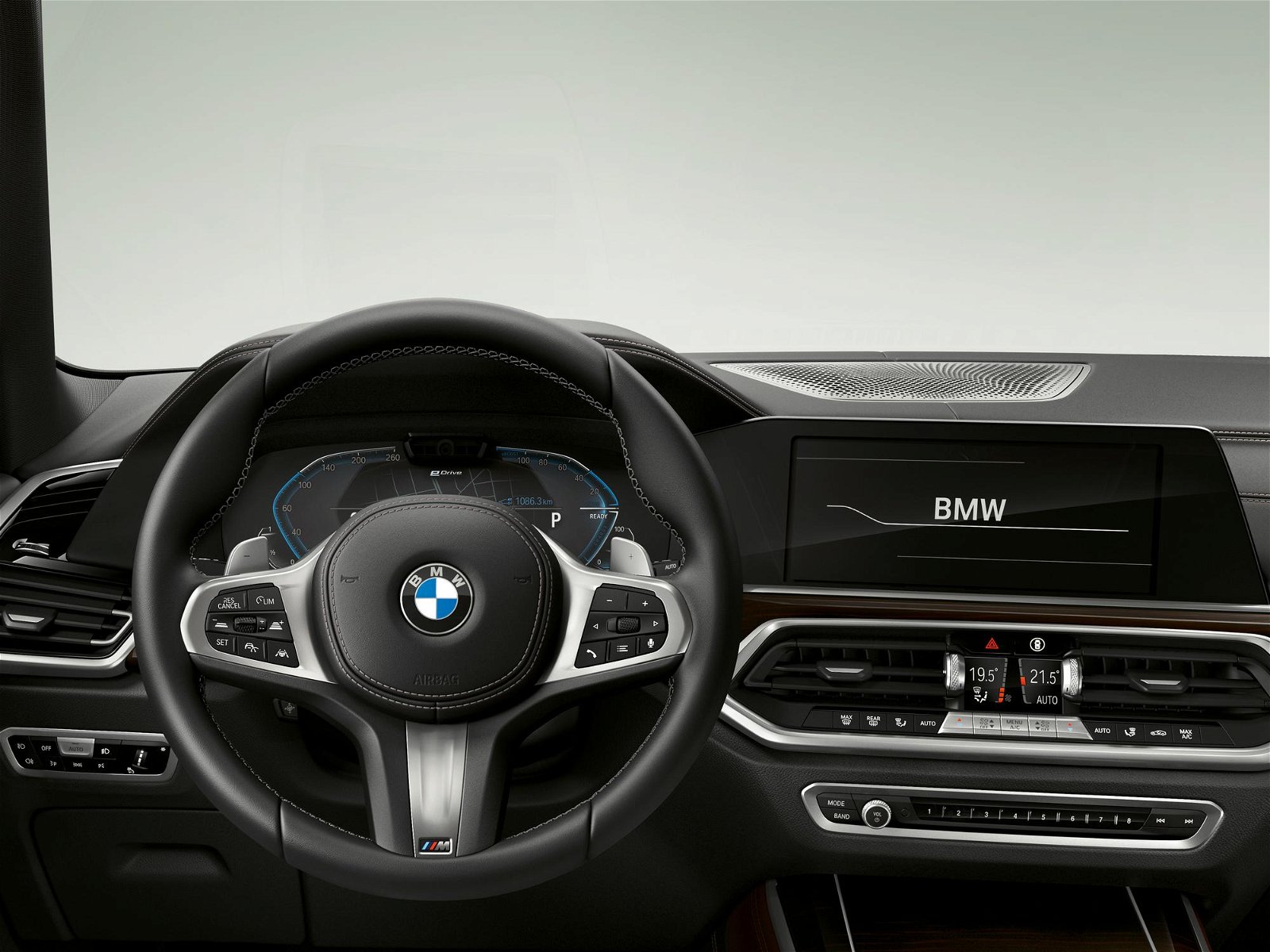 BMW-X5-xDrive45e-iPerformace-13