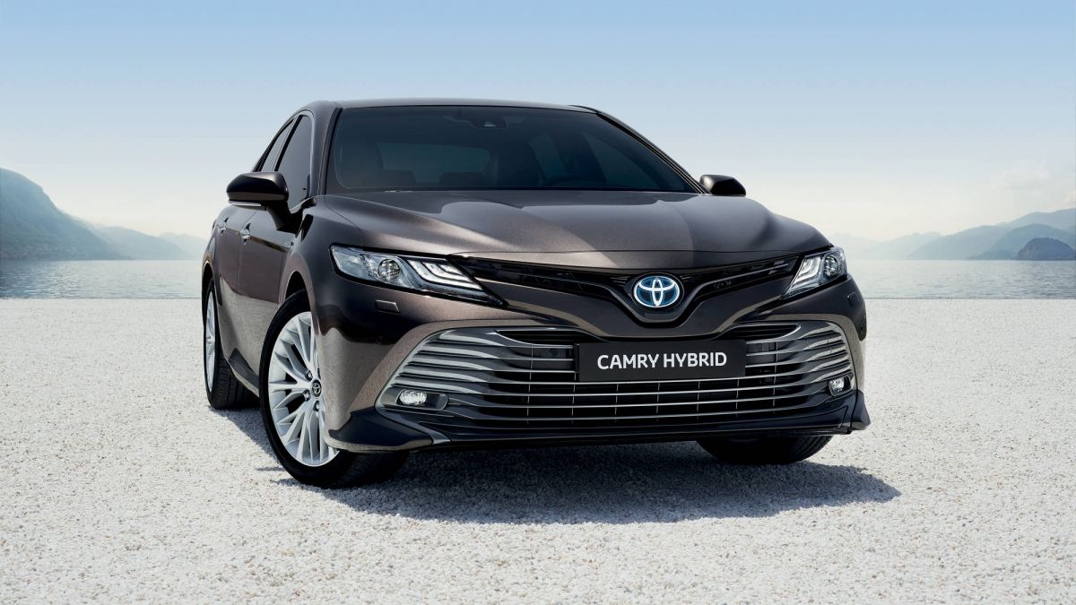 New Toyota Camry Hybrid Brings American Looks To The 2018 Paris New Toyota Camry Hybrid Brings American Looks To The 2018 Paris Motor Show