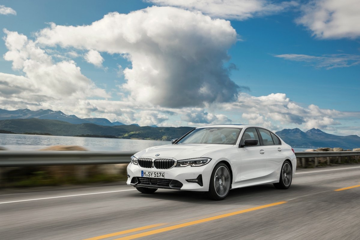 BMW Seria 3 2019 debutează la Salonul Auto de la Paris