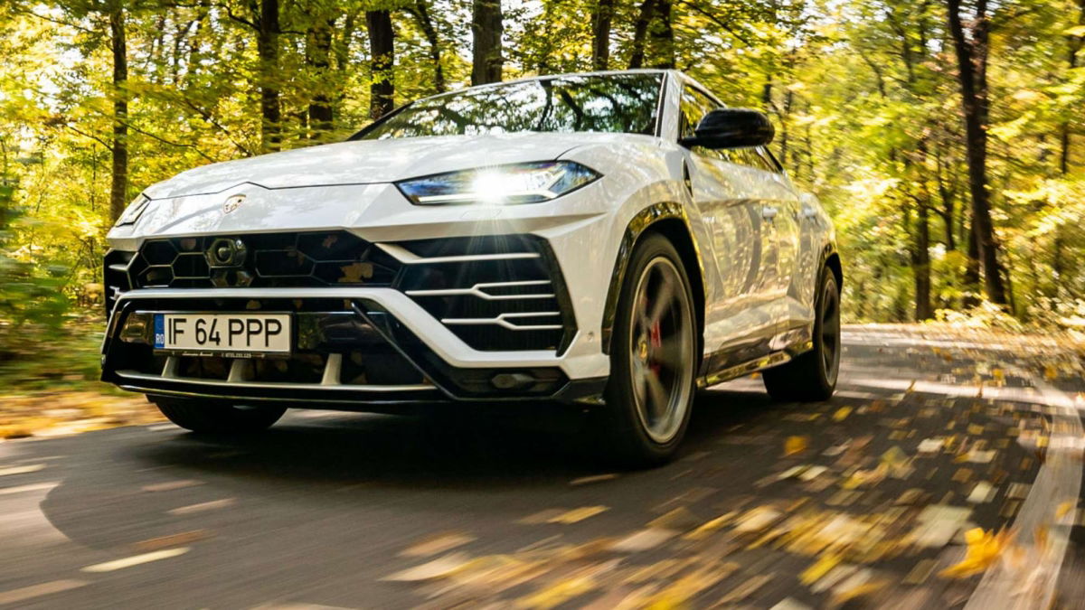 Lamborghini Urus Test Drive în România