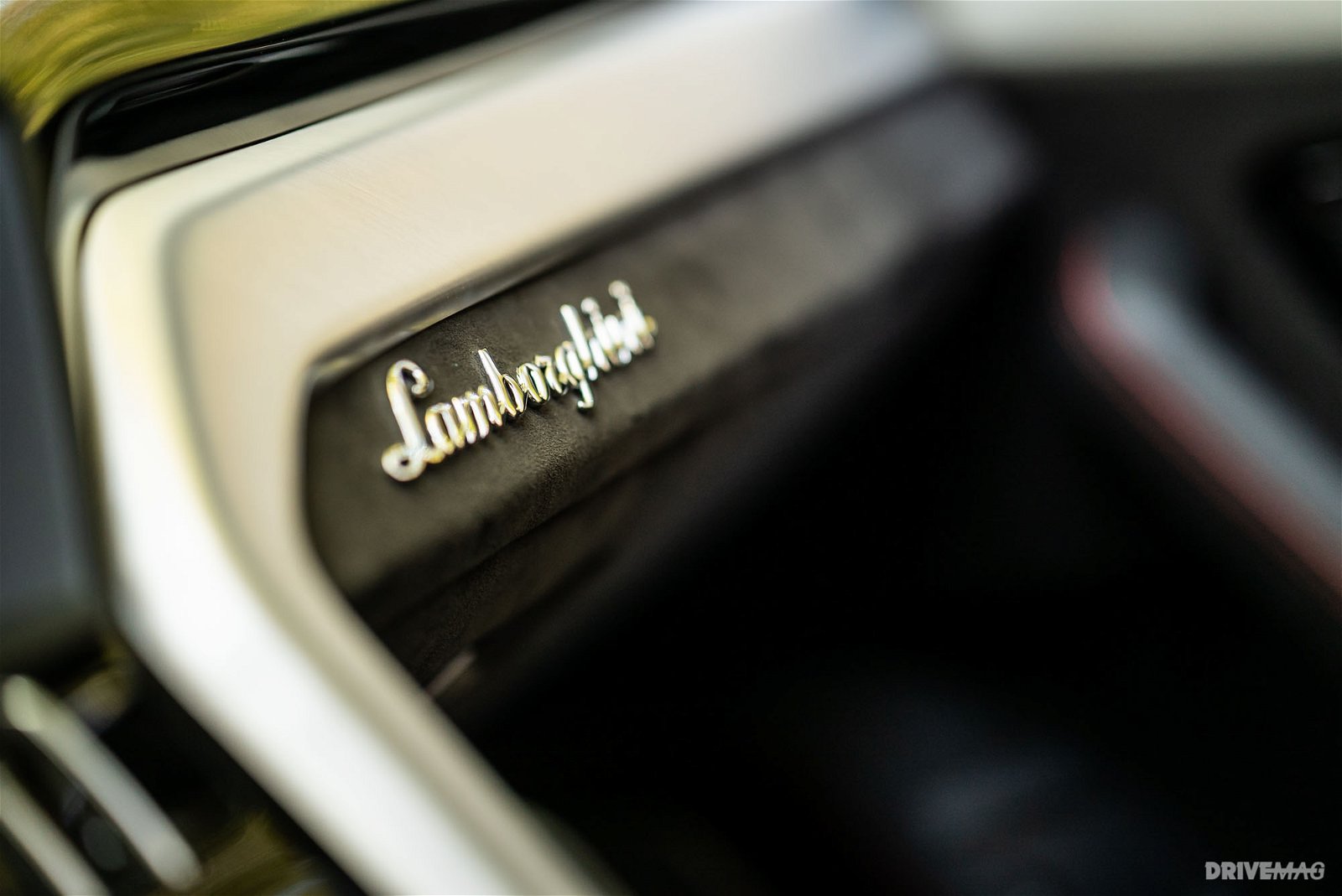 Lamborghini Urus Test Drive 12
