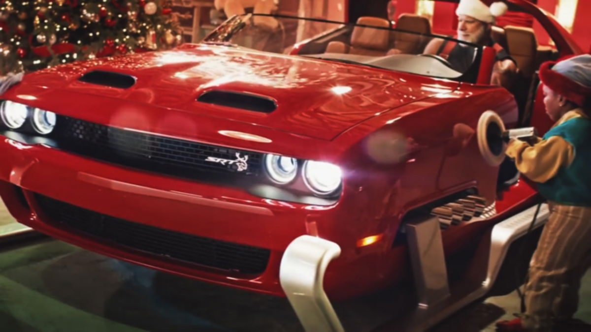 Santa Claus' sleight gets the Dodge Redeye treatment in new Christmasy ad