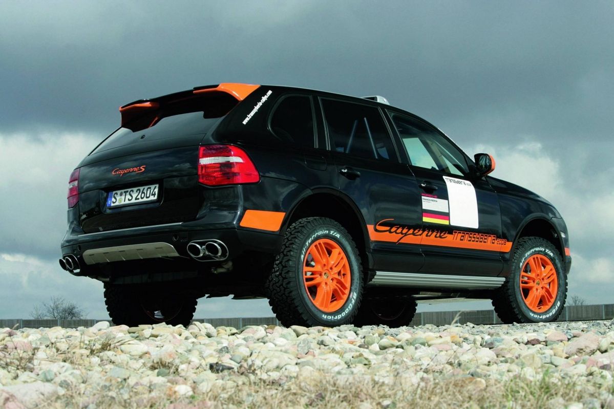 Porsche cayenne rally