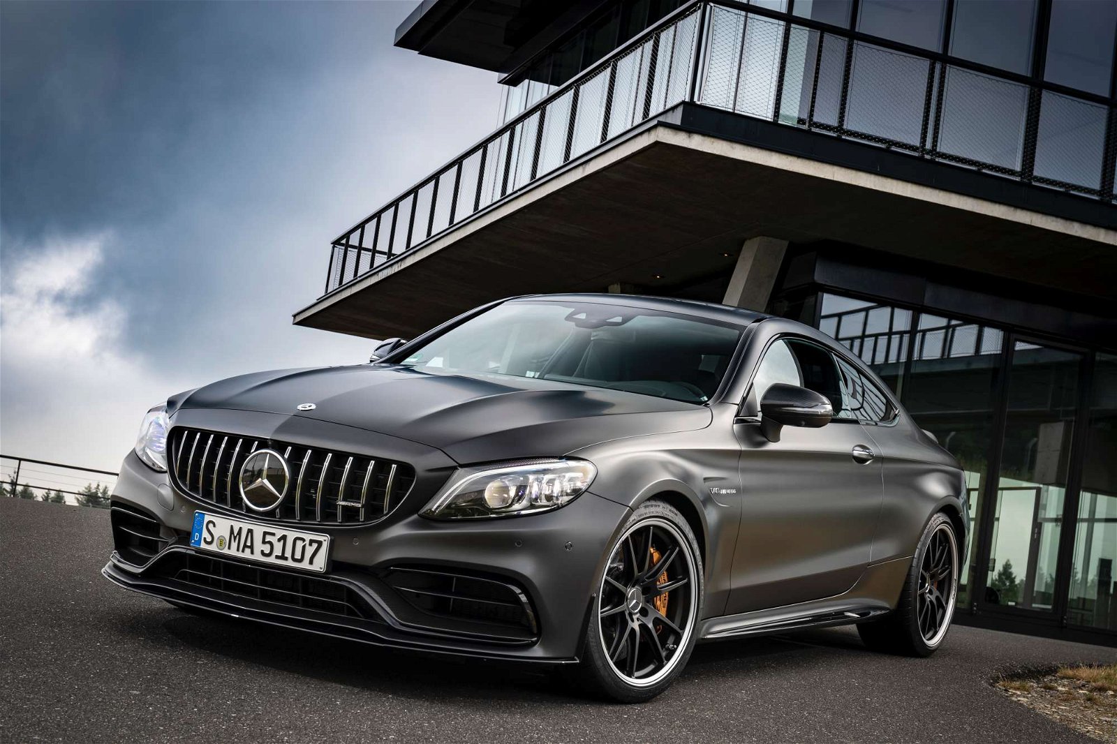 Mercedes-AMG C 63 S 4MATIC Coupe 1