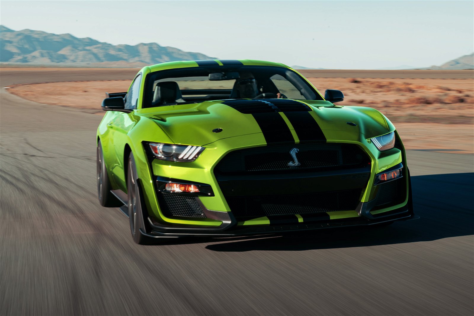 2020-ford-mustang-3