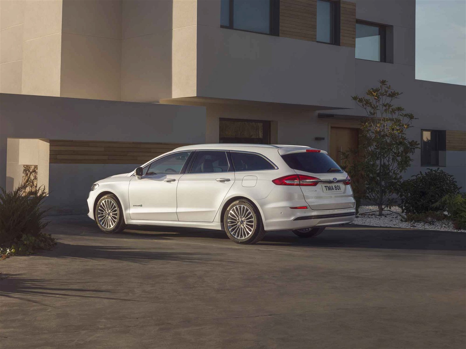 2019-ford-mondeo-facelift 6