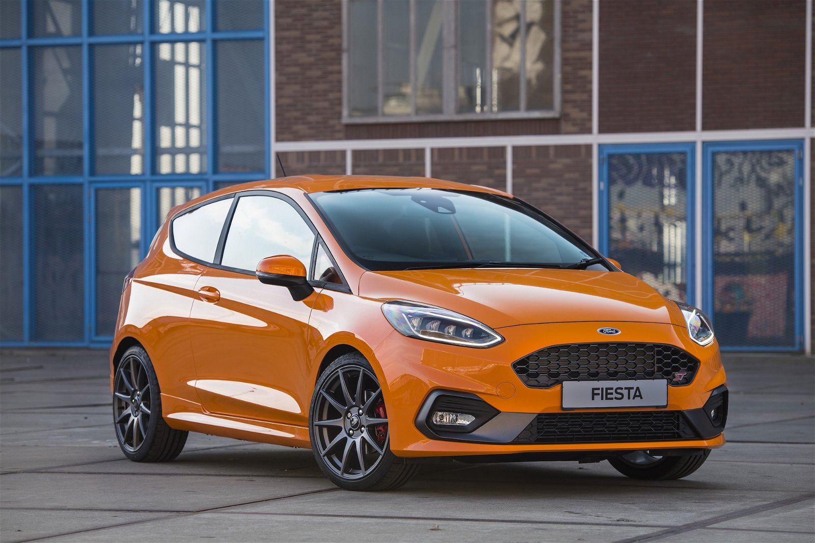 ford-fiesta-st-performance-edition-1