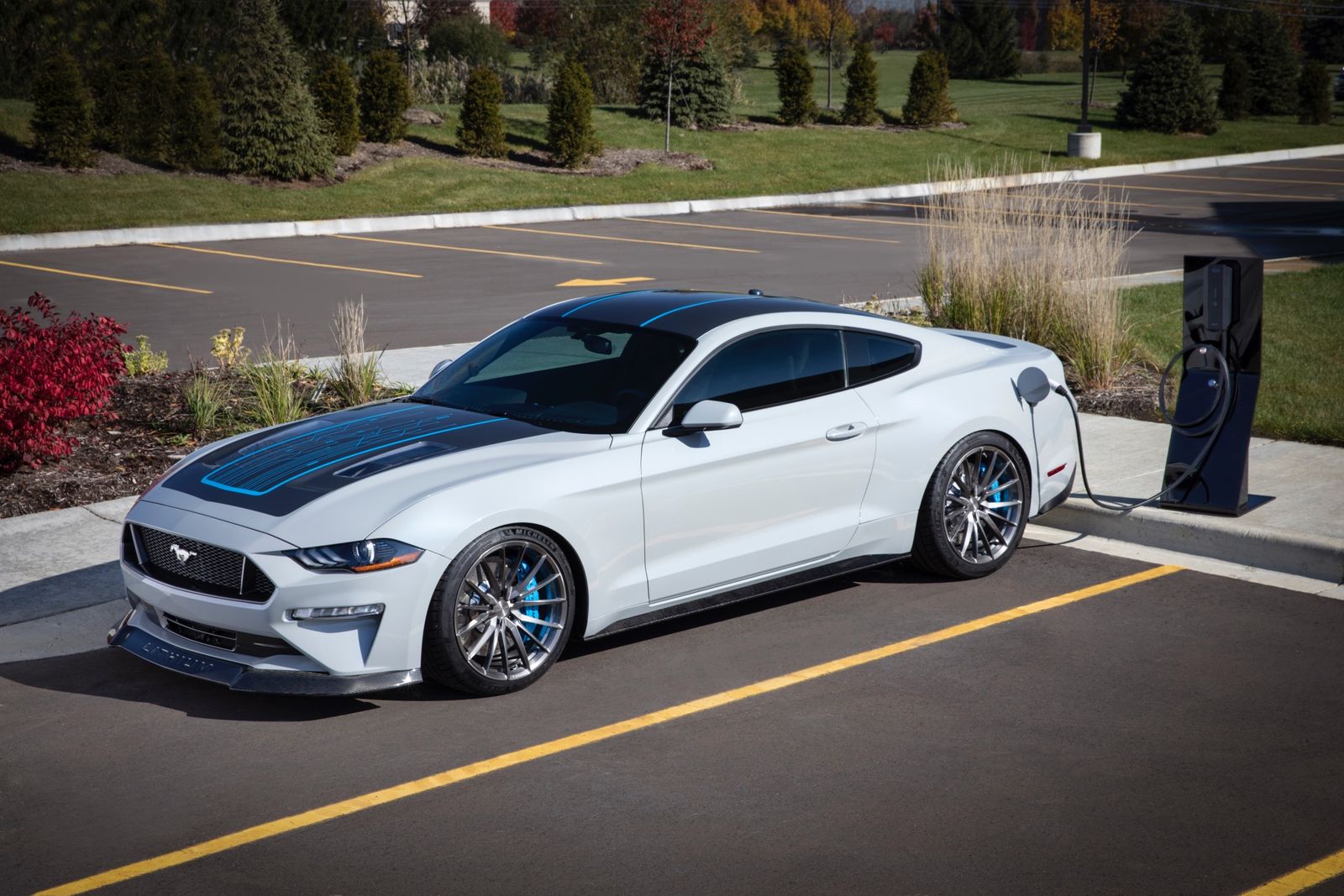 ford-mustang-lithium-7