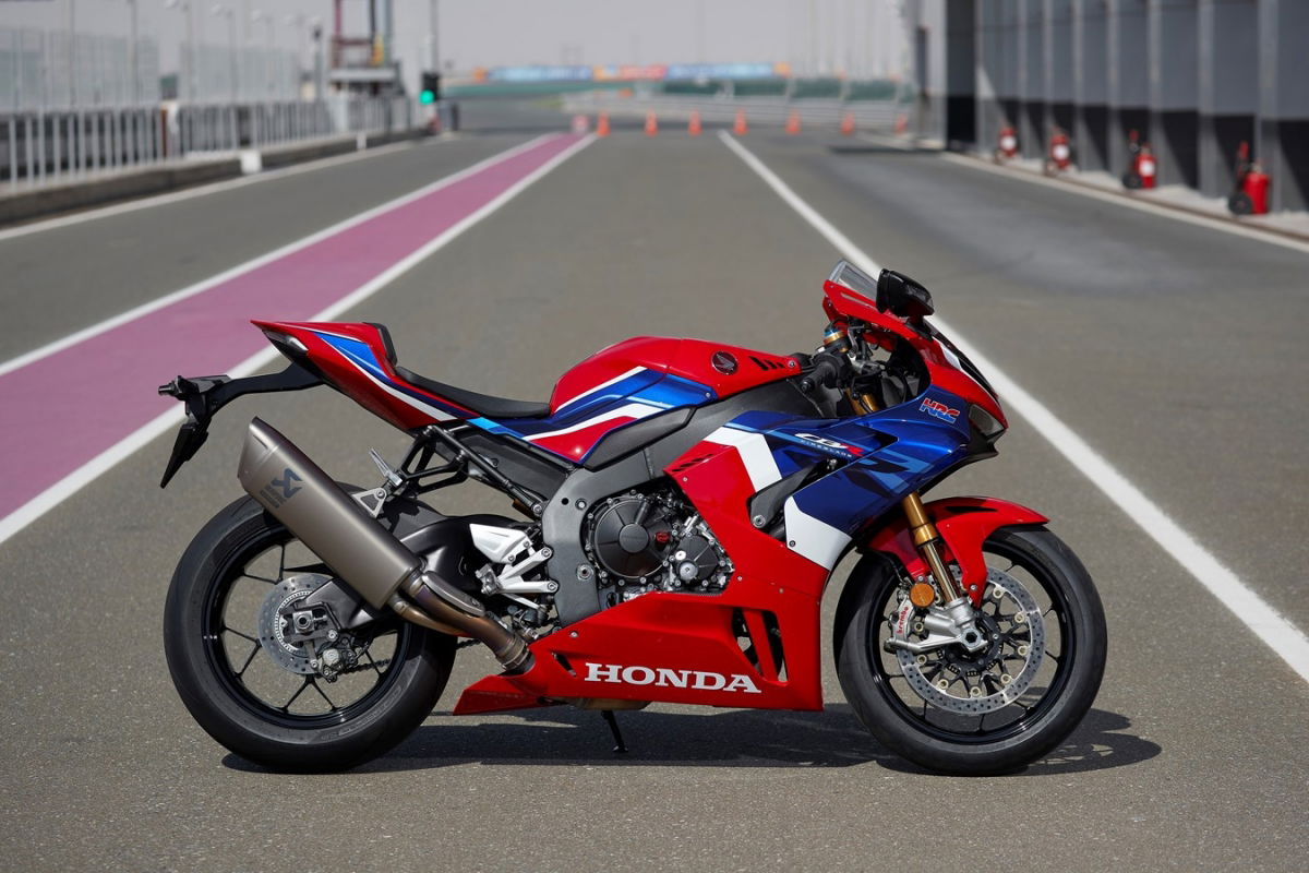 Honda Fireblade Wins Red Dot Design Award